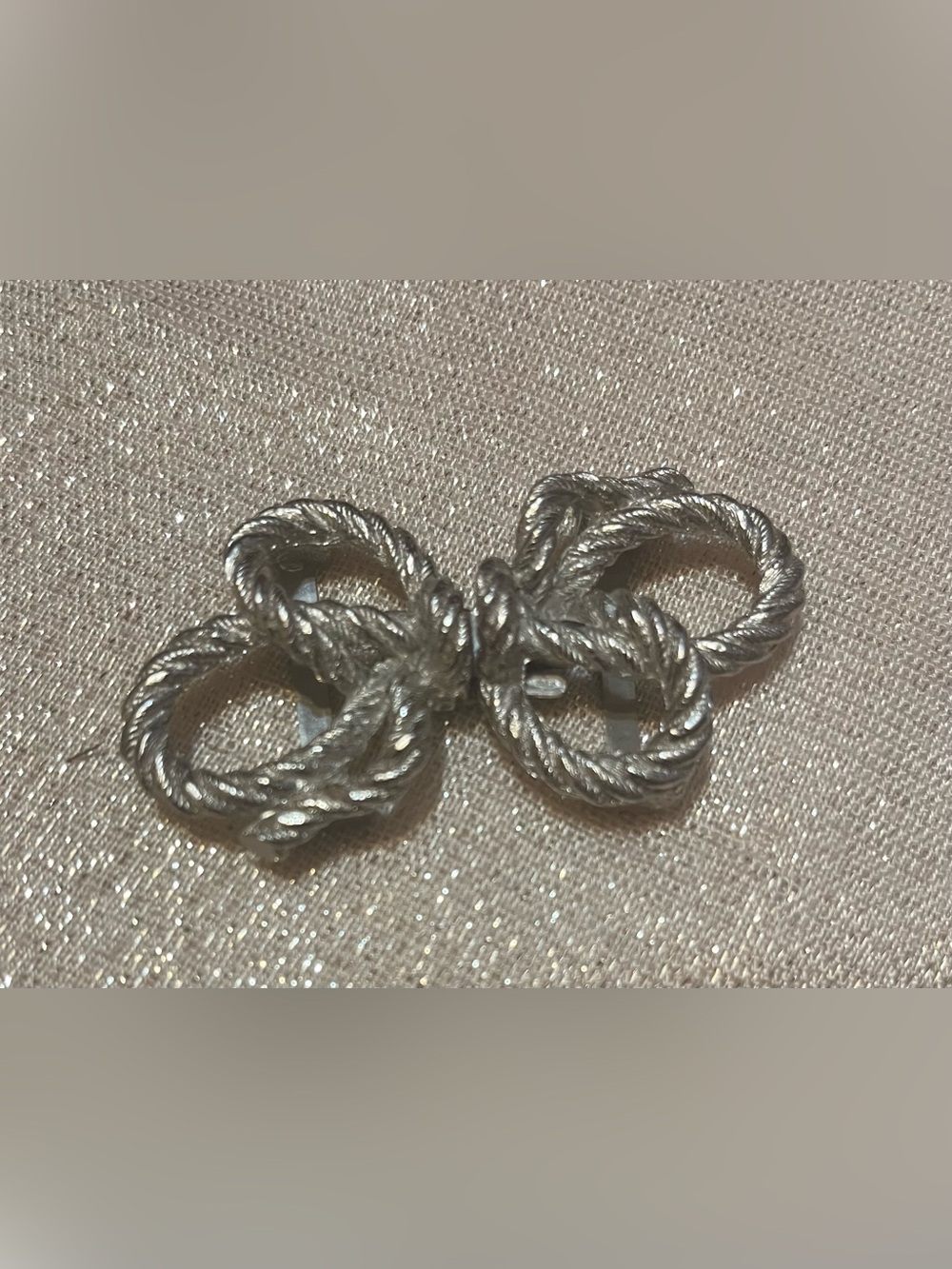 Vintage Interlocking Belt Buckle Silvertone Twisted Bow Knot Design 1980’s